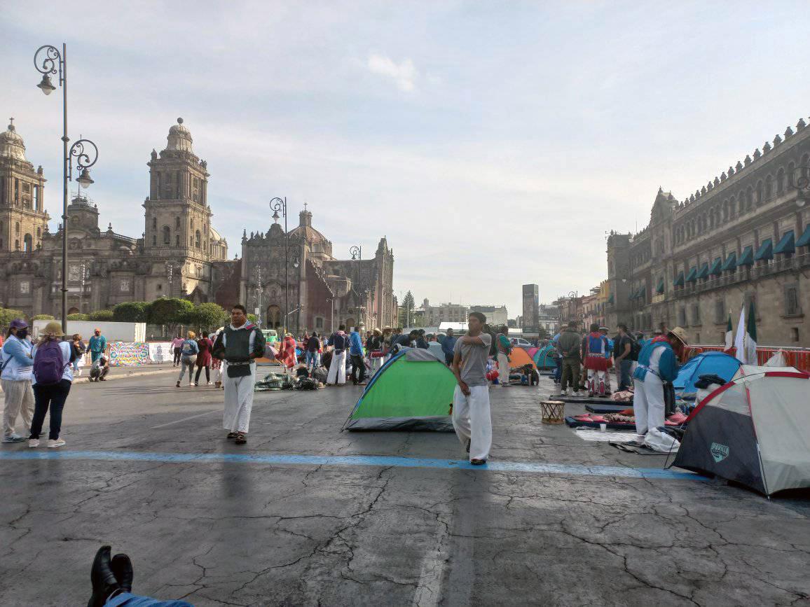 Caravan for Wixárika Dignity and Consciousness encampment in the Zocalo ~ Photograph ©Primitivo Chino Serío 2022 