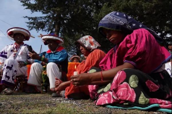 With this decree, more than half of the land that the Wixárika have claimed will legally belong to their community. (Galo Cañas/Cuartoscuro)
